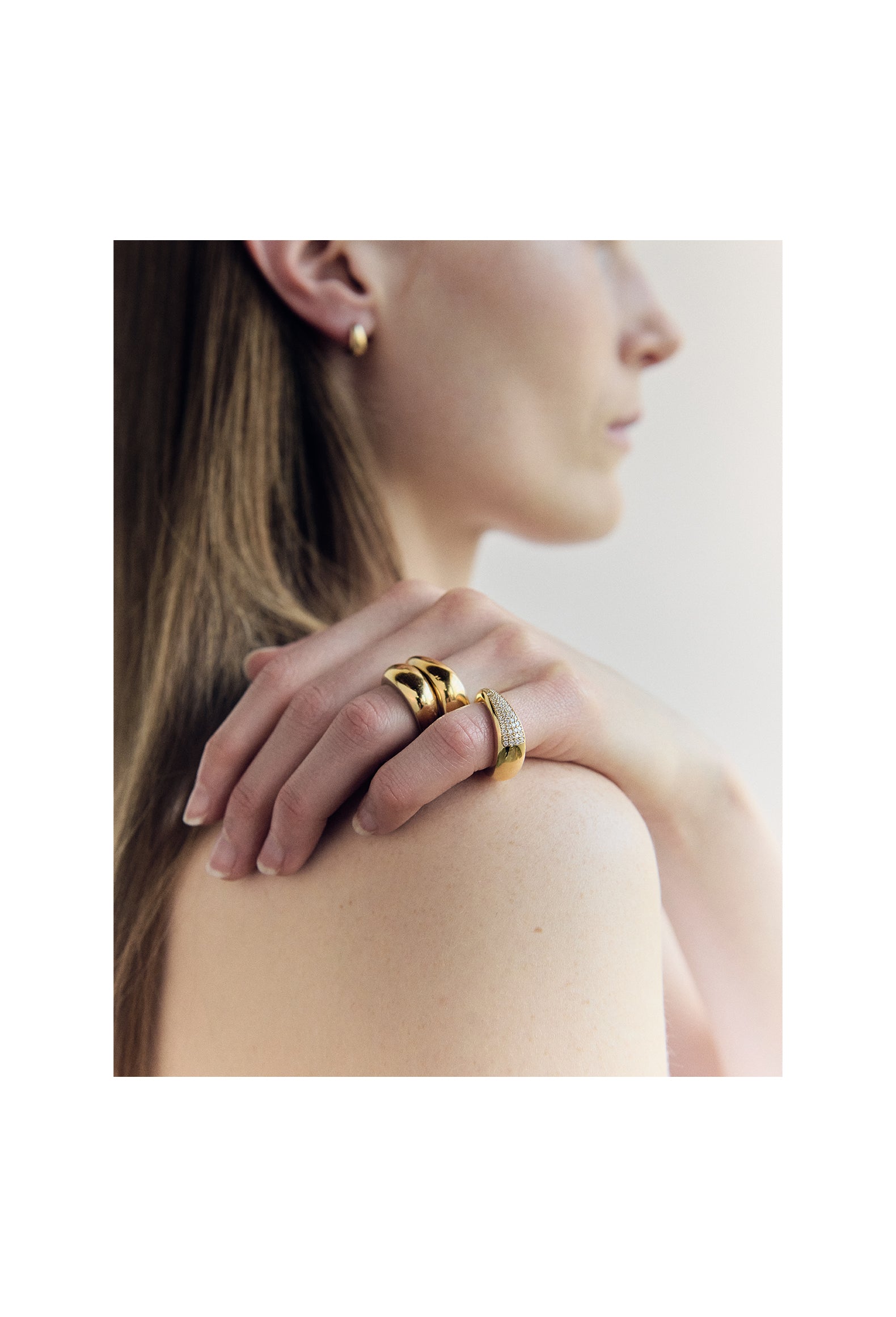 Everydae Ring in 14K Yellow Gold with Pavé Diamonds