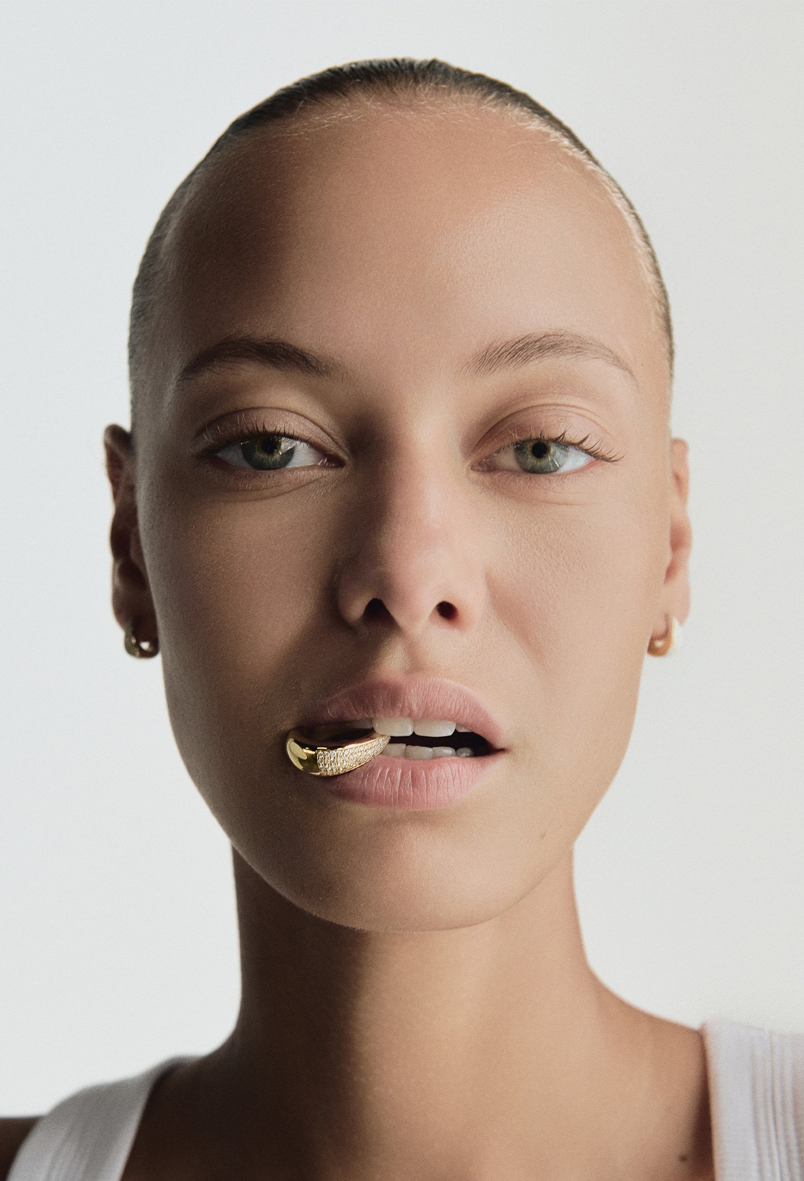 Everydae Ring in 18K Yellow Gold with Pavé Diamonds